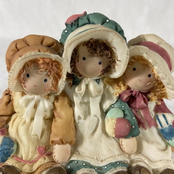 Down Petticoat Lane A Friend Is Someone Who Knows You By Heart Collectible 1997 - Picture 6 of 7